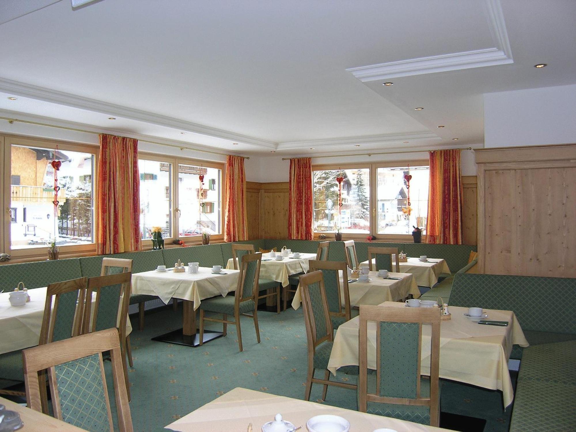 Hotel Dr Otto Murr B&B Sankt Anton am Arlberg Kültér fotó