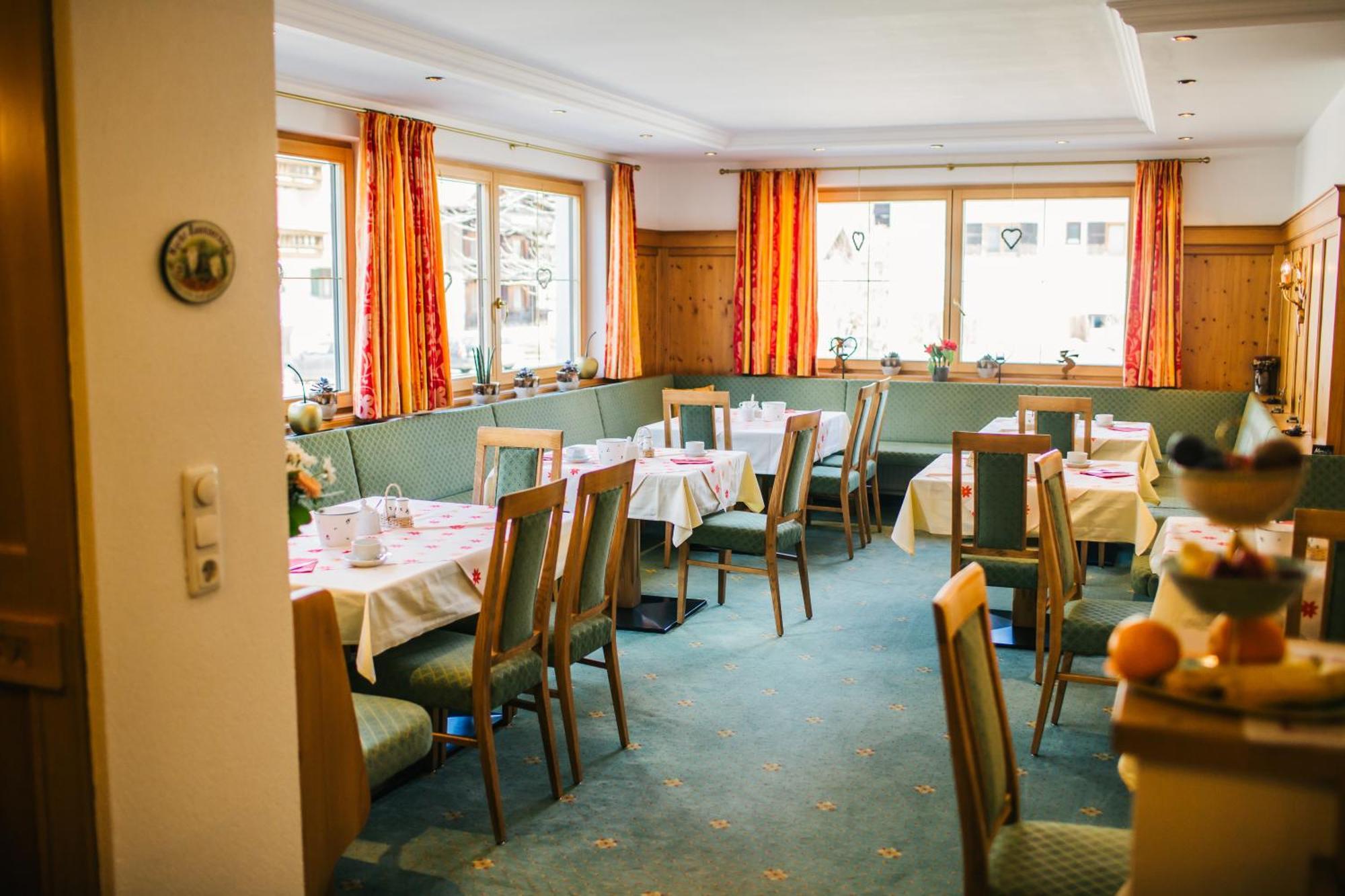 Hotel Dr Otto Murr B&B Sankt Anton am Arlberg Kültér fotó