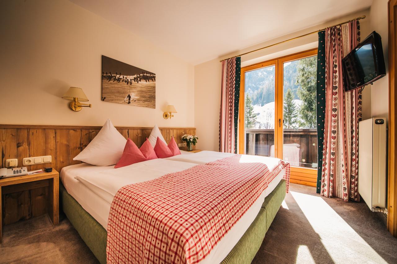 Hotel Dr Otto Murr B&B Sankt Anton am Arlberg Kültér fotó